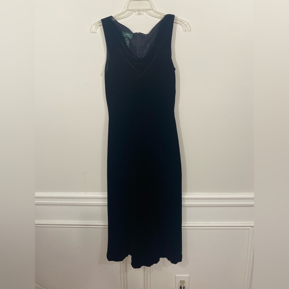 Ralph Lauren Elegant Black Velvet Sleeveless Dress